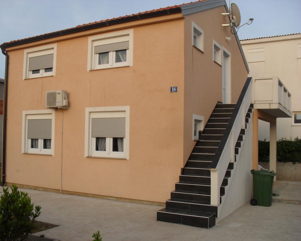 Apartment Bucic Vir Eksteriør bilde